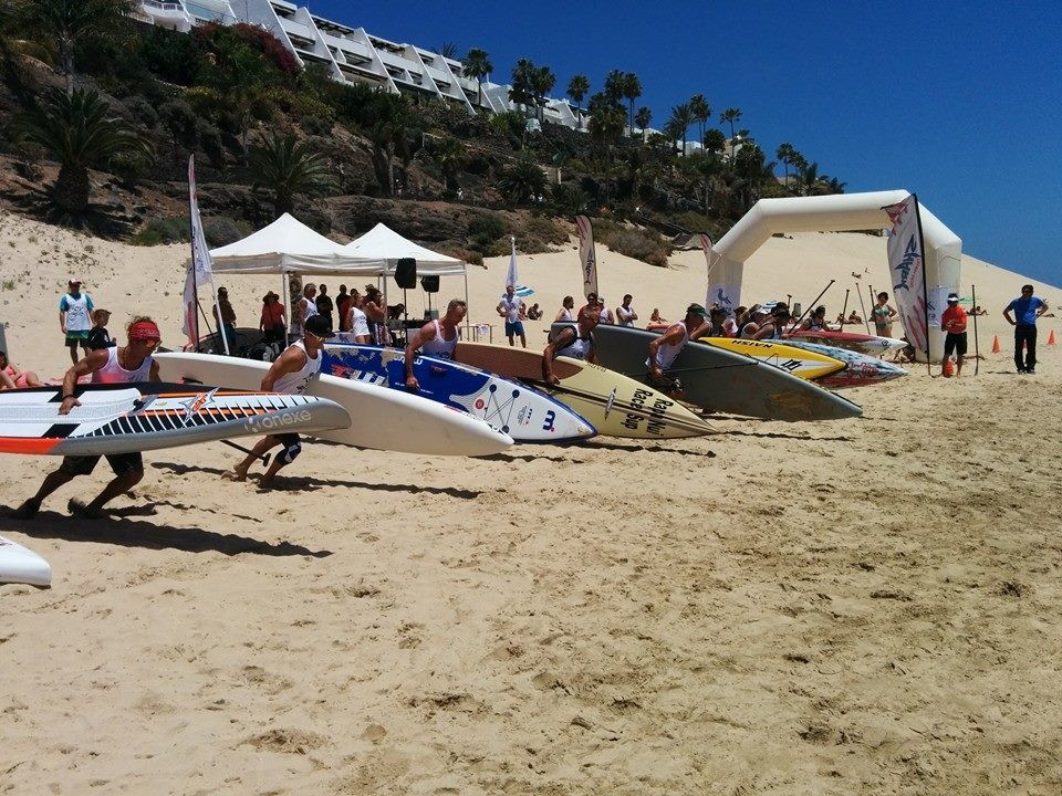 10176092_288647367967901_7432913354764227664_n