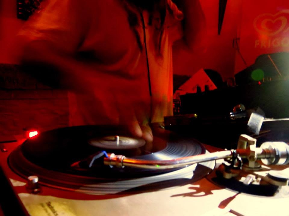 526810_10151793274865135_553892297_n