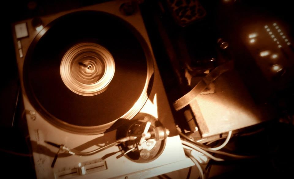 998428_10151793275610135_1833120020_n